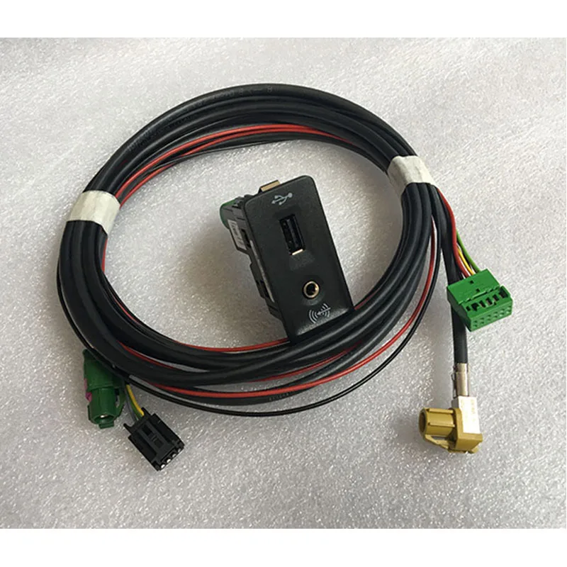High Quality MIB Carplay Switch With Wire USB AUX Interface For Volkswagen Golf 7 Lamando Touran L Sportsvan
High Quality MIB Carplay Switch With Wire USB AUX Interface For Volkswagen Golf 7 Lamando Touran L Sportsvan