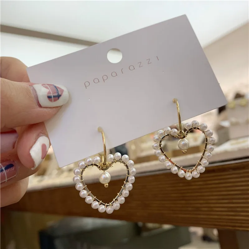 Classic Simulated-pearl Heart Women Dangle Earrings Loving Hollow Pearl Earrings For Women Drops Earrings Bohemian Earrings
Classic Simulated-pearl Heart Women Dangle Earrings Loving Hollow Pearl Earrings For Women Drops Earrings Bohemian Earrings