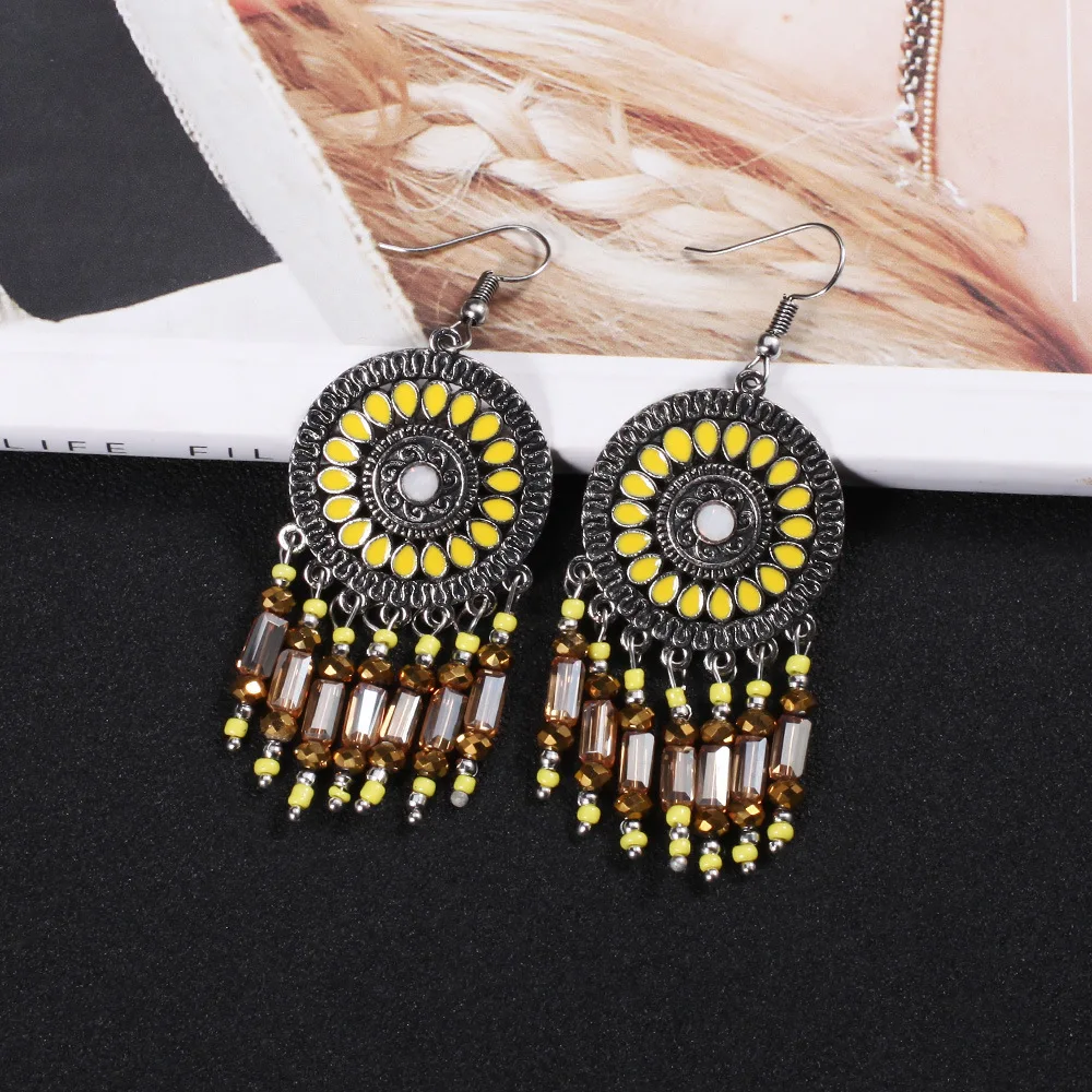 MIARA.L New Ethnic Style Sun Flower Retro Female National Tassel Earrings for Dropshipping
MIARA.L New Ethnic Style Sun Flower Retro Female National Tassel Earrings for Dropshipping