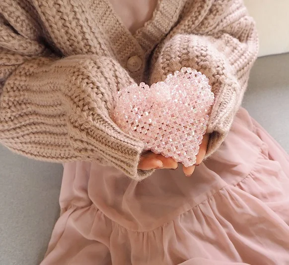 Vintage Beaded Bag Mini Size Women Crossbody Bag Handmade Small Purse Purple Pink Color Girls Cute Shoulder Bags Drop Shipping
Vintage Beaded Bag Mini Size Women Crossbody Bag Handmade Small Purse Purple Pink Color Girls Cute Shoulder Bags Drop Shipping
