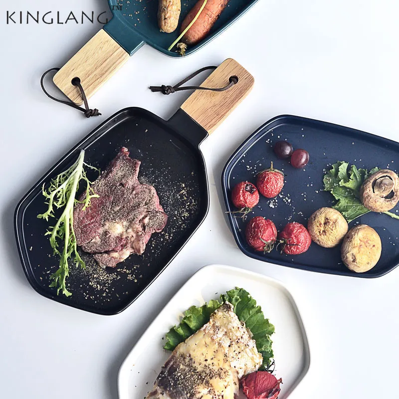 KINGLANG EU Matte glaze ceramic plate with WOODEN handle Nordic steak dessert plate dish meal home kitchen plates
KINGLANG EU Matte glaze ceramic plate with WOODEN handle Nordic steak dessert plate dish meal home kitchen plates