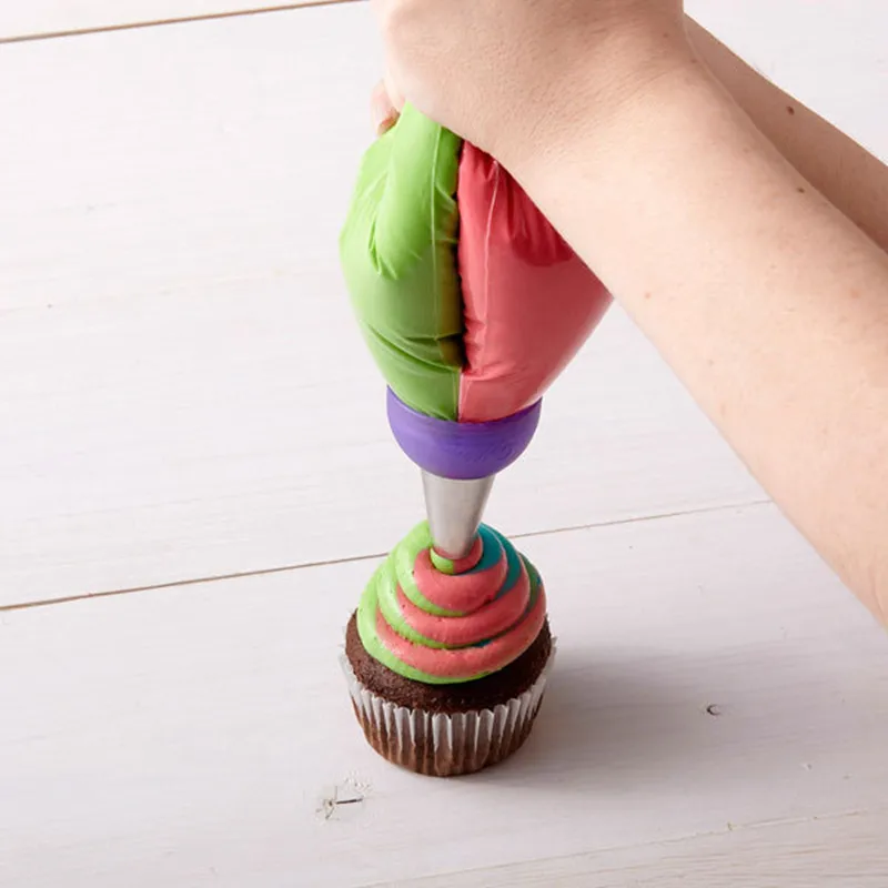 Icing Cream Piping Bag Nozzle Pastry Converter Tri-color Cream Coupler Cake Decorating Tools for Cupcake Cookie 3 Hole
Icing Cream Piping Bag Nozzle Pastry Converter Tri-color Cream Coupler Cake Decorating Tools for Cupcake Cookie 3 Hole