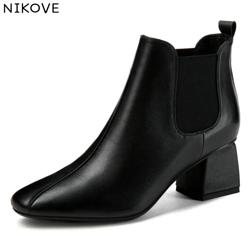 NIKOVE 2019 Women Ankle Boots Cow Leather+PU All Match Elegant Women Boots Black Beige Winter Boots Women Shoes Size 34-39
NIKOVE 2019 Women Ankle Boots Cow Leather+PU All Match Elegant Women Boots Black Beige Winter Boots Women Shoes Size 34-39
