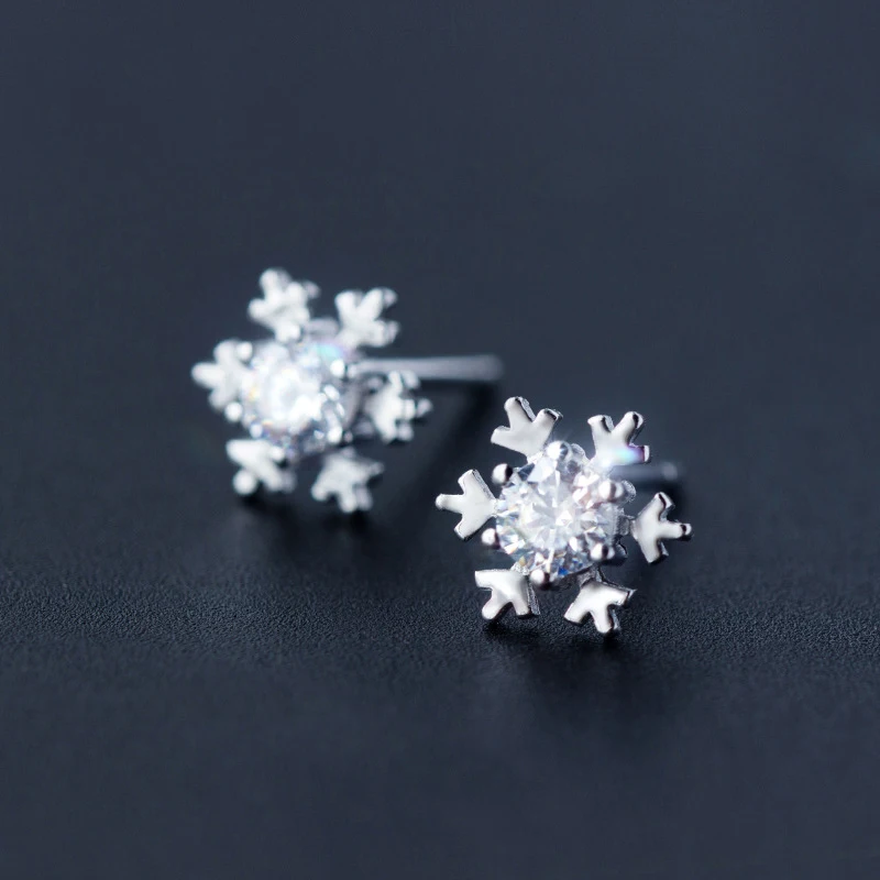 Mloveacc High Quality 100% 925 Sterling Silver Romantic Snowflake Luminous CZ Stud Earrings for Women Fine Silver Jewelry
Mloveacc High Quality 100% 925 Sterling Silver Romantic Snowflake Luminous CZ Stud Earrings for Women Fine Silver Jewelry