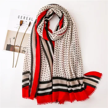 2019 Fashion Geometric Striped Fringe Viscose Shawl Scarf Women High Quality Print Pashmina Stole Bufandas Muslim Hijab 180*90Cm
2019 Fashion Geometric Striped Fringe Viscose Shawl Scarf Women High Quality Print Pashmina Stole Bufandas Muslim Hijab 180*90Cm