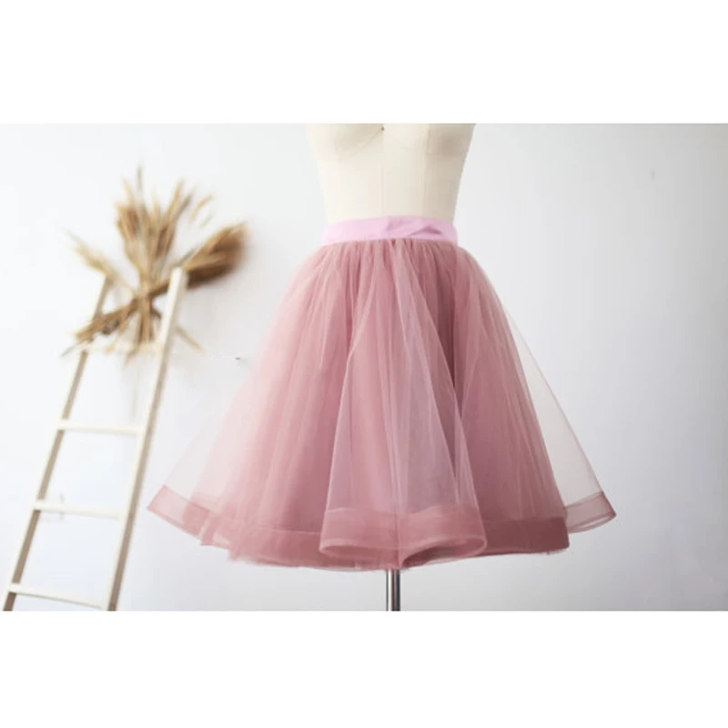 Pretty Mauve Tulle Skirt Short Women Vintage Midi TUTU Tulle Skirt Wedding Bridal Bridesmaid Skirt Zipper Waist Lolita Sais Jupe
Pretty Mauve Tulle Skirt Short Women Vintage Midi TUTU Tulle Skirt Wedding Bridal Bridesmaid Skirt Zipper Waist Lolita Sais Jupe