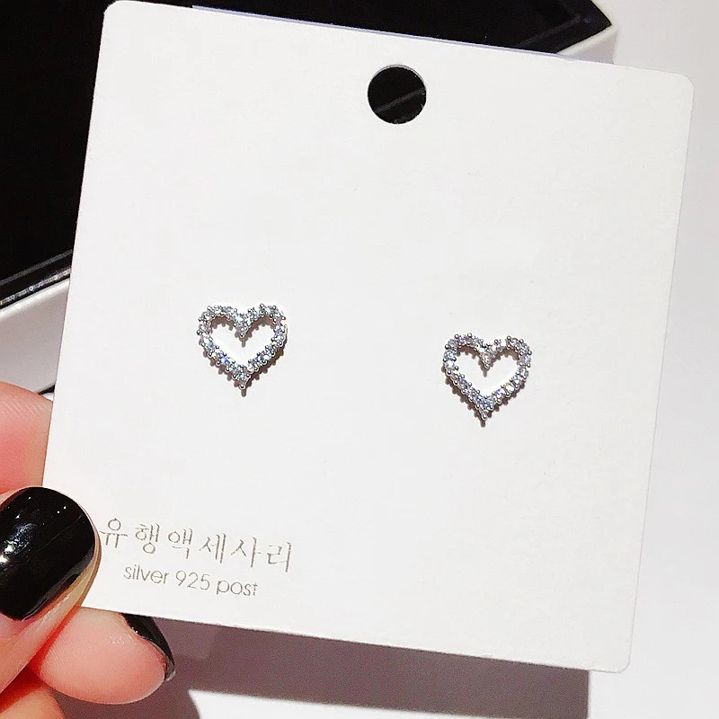 Exquisite Korean Style Heart Earrings Rose Gold Color Micro Paved Cubic Zircon Stud Earrings Fashion Women Jewelry
Exquisite Korean Style Heart Earrings Rose Gold Color Micro Paved Cubic Zircon Stud Earrings Fashion Women Jewelry