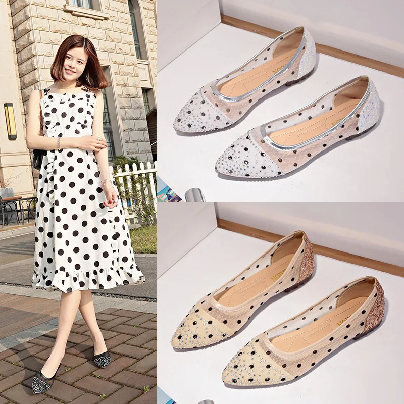 Screen single shoe women's low heel shallow breathable soft sole hollow flat shoes in summer of creepers
Screen single shoe women's low heel shallow breathable soft sole hollow flat shoes in summer of creepers