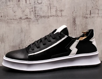 2019New Korean Version of The Autumn Men's Casual Shoes low-top Winter Skateboard Shoes Breathable Patchwork wild trend sneakers
2019New Korean Version of The Autumn Men's Casual Shoes low-top Winter Skateboard Shoes Breathable Patchwork wild trend sneakers