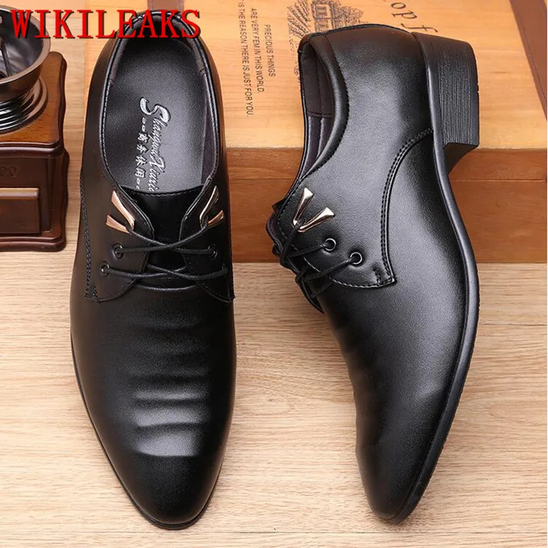 Luxury Brand Formal Wedding Shoes Pointed Toe Leather Oxford Shoes For Men Dress Shoes Business Office Shoes Men Zapatos Hombres
Luxury Brand Formal Wedding Shoes Pointed Toe Leather Oxford Shoes For Men Dress Shoes Business Office Shoes Men Zapatos Hombres
