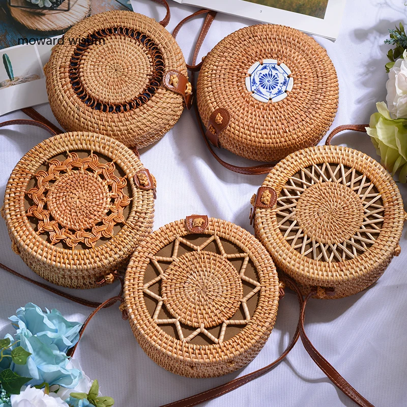 Handmade Woven Beach Circle Bohemia Handbag Round Mulit Style Vintage Handmade Rattan Woven Shoulder Bag Women Summer Rattan Bag
Handmade Woven Beach Circle Bohemia Handbag Round Mulit Style Vintage Handmade Rattan Woven Shoulder Bag Women Summer Rattan Bag