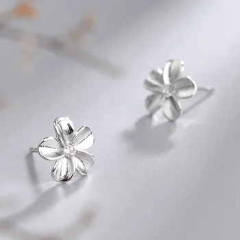 Valentine's Day Gifts Pure 925 Silver Flower With Rhinestone Stud Earrings Jewelry 
Valentine's Day Gifts Pure 925 Silver Flower With Rhinestone Stud Earrings Jewelry