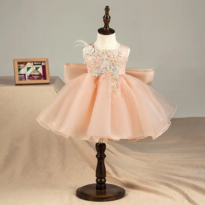 High Quality Baby Girl Wedding Dresses Applique Infant Princess 1 Year Birthday Party Dress Newborn Baptism Christening Gowns
High Quality Baby Girl Wedding Dresses Applique Infant Princess 1 Year Birthday Party Dress Newborn Baptism Christening Gowns