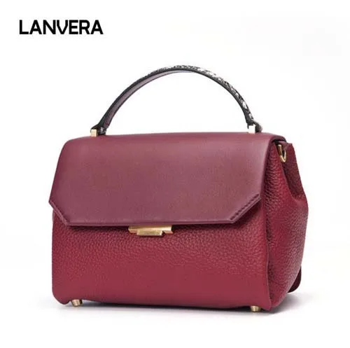 2018 new leather woman bag Fashion lady handbag Casual genuine leather woman shoulder bag Crossbody bag free shipping 
2018 new leather woman bag Fashion lady handbag Casual genuine leather woman shoulder bag Crossbody bag free shipping