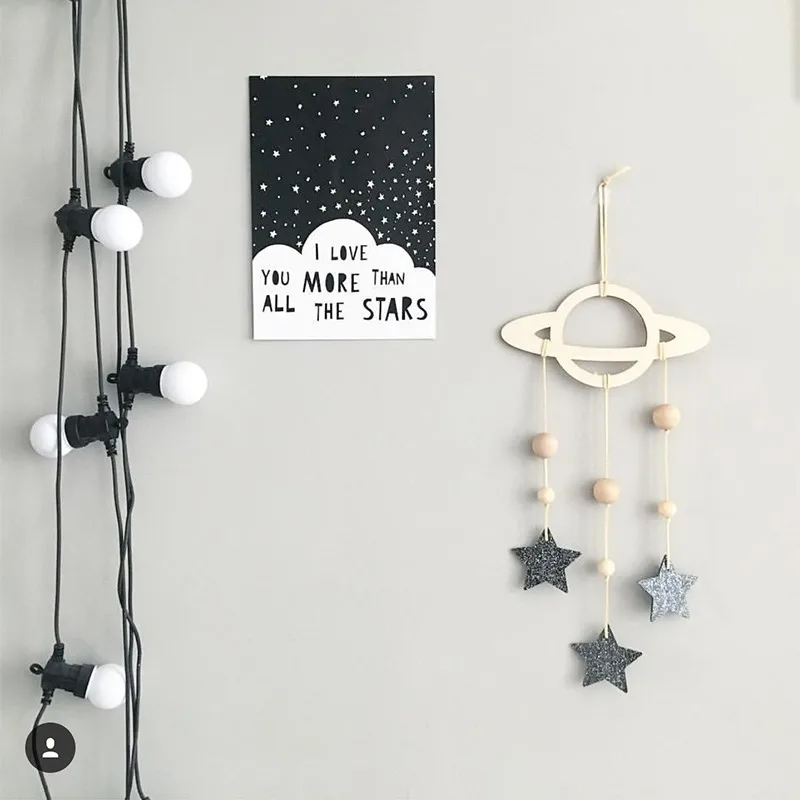 INS Nordic Hollow Sequins Dreamcatcher Feather Wooden Feather Pendant Hanging Curtains Kids Room Home Office Wall Decorative
INS Nordic Hollow Sequins Dreamcatcher Feather Wooden Feather Pendant Hanging Curtains Kids Room Home Office Wall Decorative
