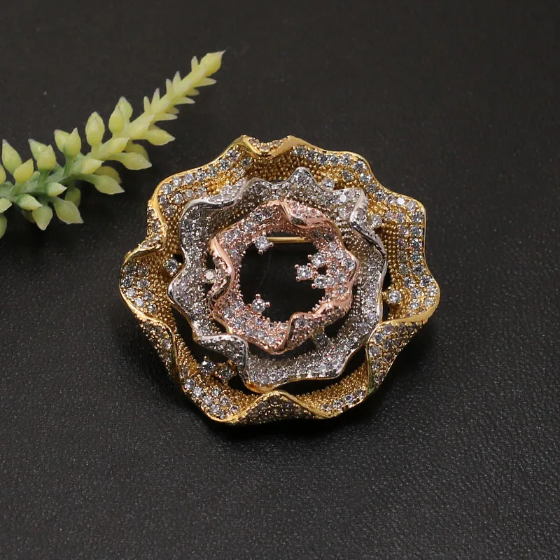 

Lanyika Fashion Jewelry Original Artistical Ripple Flower Brooch Pendant Dual Use for Wedding Micro Paved Luxury Bridal Gift