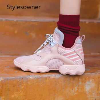 Stylesowner Hot Style Light Original Brand Woman Flat Shoes Thick Bottom Platform Autumn Sneakers Microfiber Black Solid Color
Stylesowner Hot Style Light Original Brand Woman Flat Shoes Thick Bottom Platform Autumn Sneakers Microfiber Black Solid Color