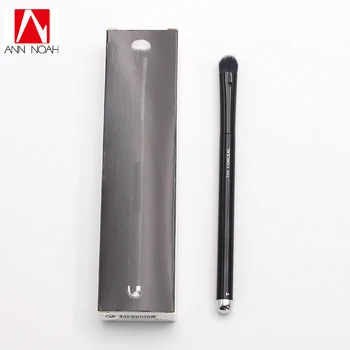Classic Black Wood Handle Feather Antibacterial Fiber NO.14 The Full Cover Conceal Brush
Classic Black Wood Handle Feather Antibacterial Fiber NO.14 The Full Cover Conceal Brush