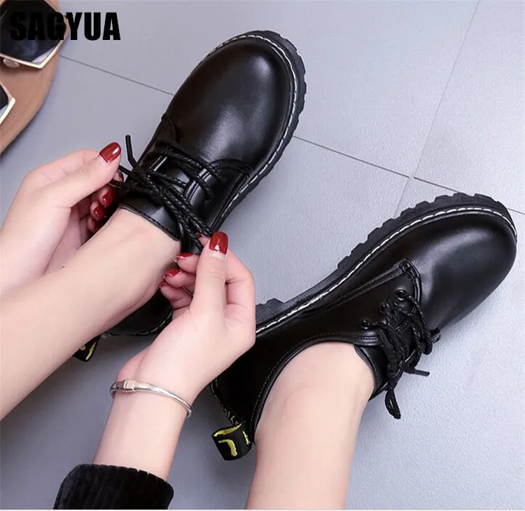 2019 Round head Women shoes new breathable Low-heeled lace up Casual Shoe Ladies Thick heel shoes student Rome shoe Comfort A574
2019 Round head Women shoes new breathable Low-heeled lace up Casual Shoe Ladies Thick heel shoes student Rome shoe Comfort A574