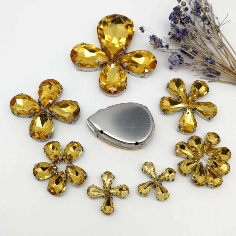 35pcs8Sizes MIX Golden yellow DR shape Crystal Glass Sew-on Rhinestones Silver Bottom DIY Mobile phone shell and Wedding dress
35pcs8Sizes MIX Golden yellow DR shape Crystal Glass Sew-on Rhinestones Silver Bottom DIY Mobile phone shell and Wedding dress