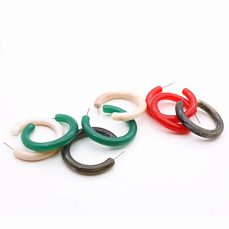 UJBOX 2018 Korean Autumn Winter Acrylic Hoop Earrings Women Multi Color White Red Dark Geometric Circle Hoop Earrings E779
UJBOX 2018 Korean Autumn Winter Acrylic Hoop Earrings Women Multi Color White Red Dark Geometric Circle Hoop Earrings E779