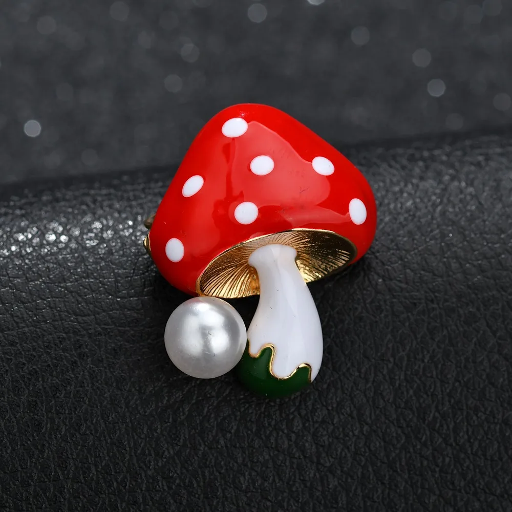 Terreau Kathy 2018 Cute Mushroom Women Brooches Yellow Blue Red 29*23mm Fashion Jewelry Simulation-Pearl Mushroom Brooch Pins
Terreau Kathy 2018 Cute Mushroom Women Brooches Yellow Blue Red 29*23mm Fashion Jewelry Simulation-Pearl Mushroom Brooch Pins
