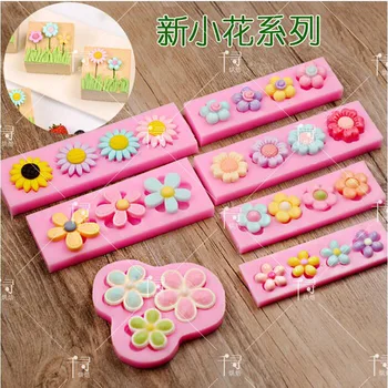 1PCS Beautiful Flowers silicone mold fondant mold cake decorating tools chocolate gumpaste mold
1PCS Beautiful Flowers silicone mold fondant mold cake decorating tools chocolate gumpaste mold