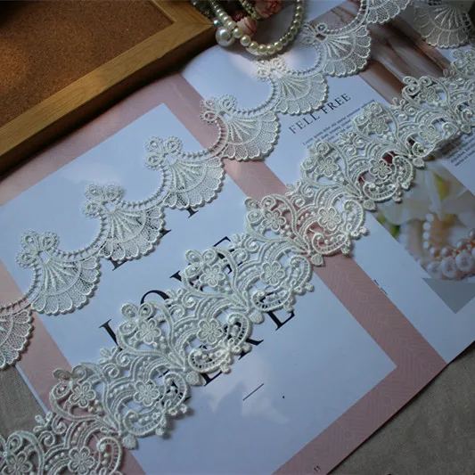 3Yards/lot Free Shipping Diy Craft Vintage Ivory Venise Lace Trim ,Water Soluble Embroidery Lace Trim for Wedding Bridal
3Yards/lot Free Shipping Diy Craft Vintage Ivory Venise Lace Trim ,Water Soluble Embroidery Lace Trim for Wedding Bridal