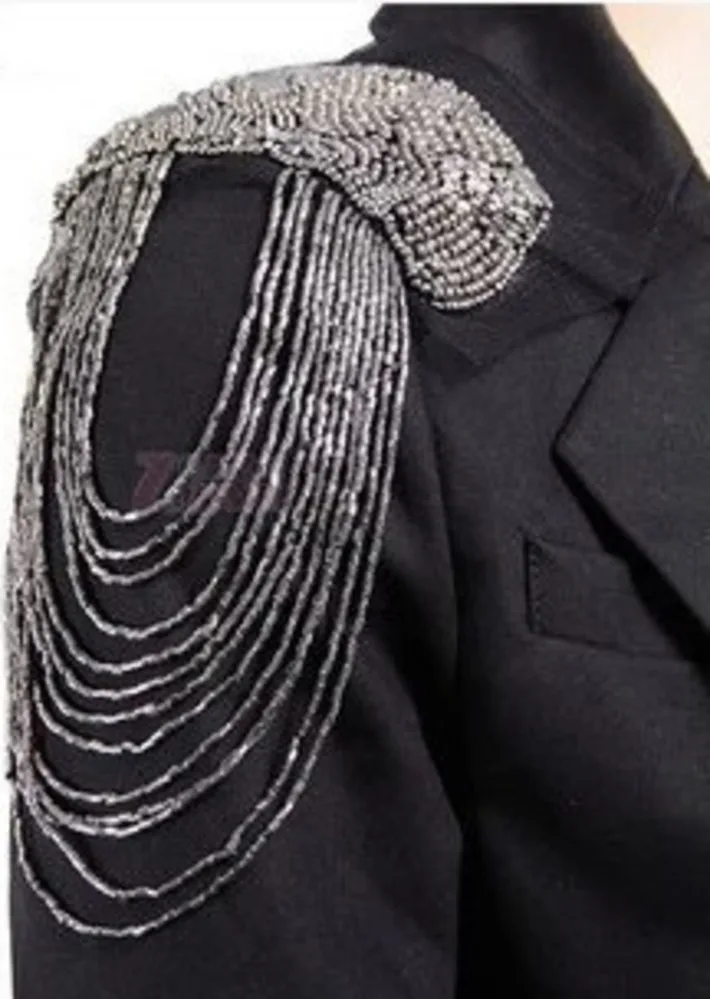 Vintage Brooch Tassel Epaulet Black Beaded Beads Brooch Women And Men Suit Acessorios Shoulder Strap For Party Cosplay Pin
Vintage Brooch Tassel Epaulet Black Beaded Beads Brooch Women And Men Suit Acessorios Shoulder Strap For Party Cosplay Pin