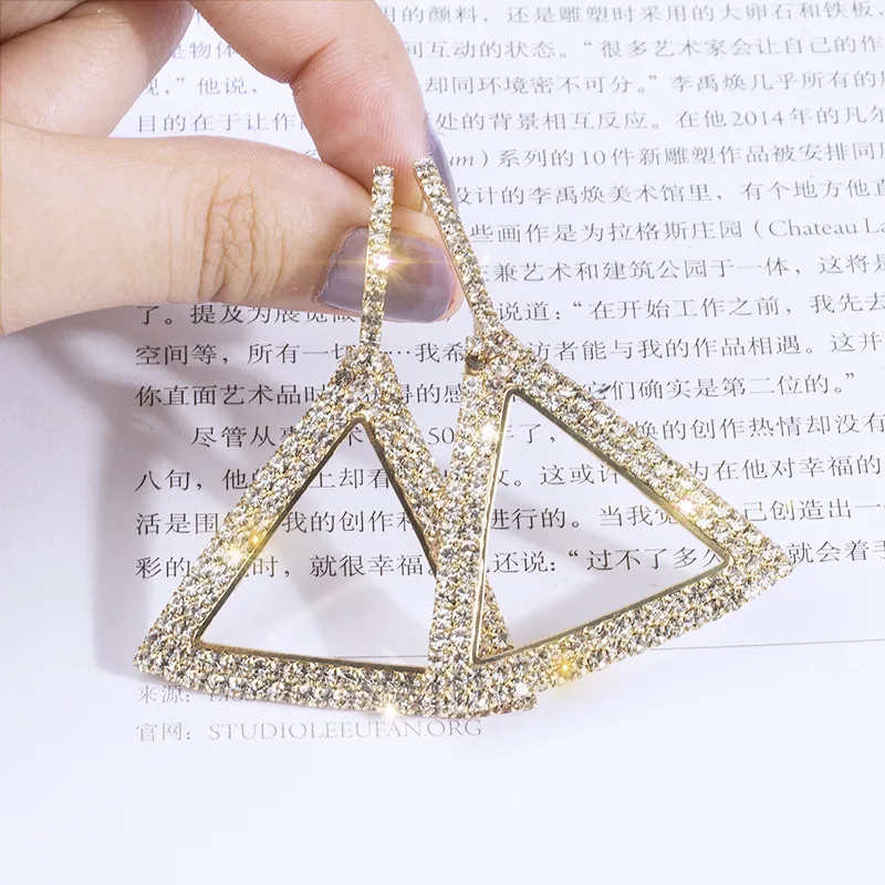 FYUAN Fashion Korean Style Big Triangle Drop Earrings Luxury Gold Silver Color Rhinestone Earring Women Party Jewelry Gift
FYUAN Fashion Korean Style Big Triangle Drop Earrings Luxury Gold Silver Color Rhinestone Earring Women Party Jewelry Gift