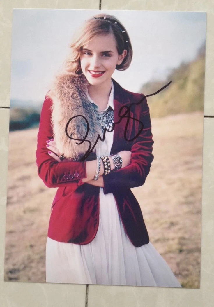 signed Emma Watson autographed original photo 5*7inches collection free shipping JJ
signed Emma Watson autographed original photo 5*7inches collection free shipping JJ