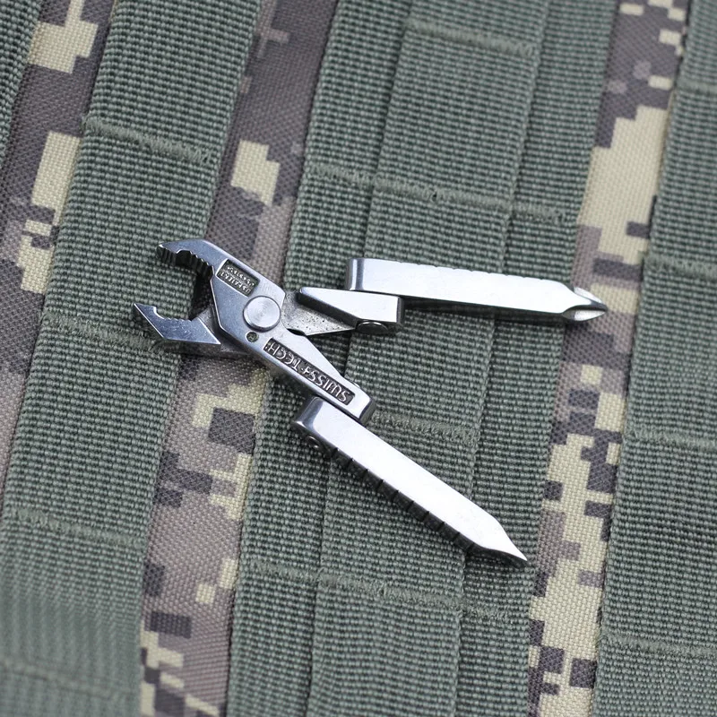 1PC Swiss EDC GEAR Tech 6 in 1 Micro Multifunction Foldable Pliers Mini Portable Pocket Convenient Precision Key Ring Tool
1PC Swiss EDC GEAR Tech 6 in 1 Micro Multifunction Foldable Pliers Mini Portable Pocket Convenient Precision Key Ring Tool