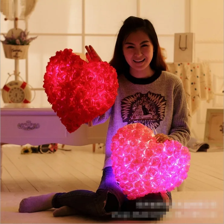 2017 New Arrival Rose Style Led Pillow Cute Luminous Pillow Cushions Glowing Soft Plush Toy Romantic Birthday Gifts
2017 New Arrival Rose Style Led Pillow Cute Luminous Pillow Cushions Glowing Soft Plush Toy Romantic Birthday Gifts
