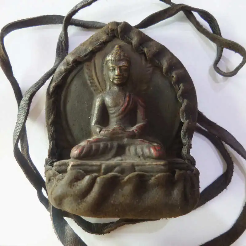 TNL187 Tibetan Buddha Amulet Pendant With Leather Rope Tibet Clay Sculpture CHACHA
TNL187 Tibetan Buddha Amulet Pendant With Leather Rope Tibet Clay Sculpture CHACHA