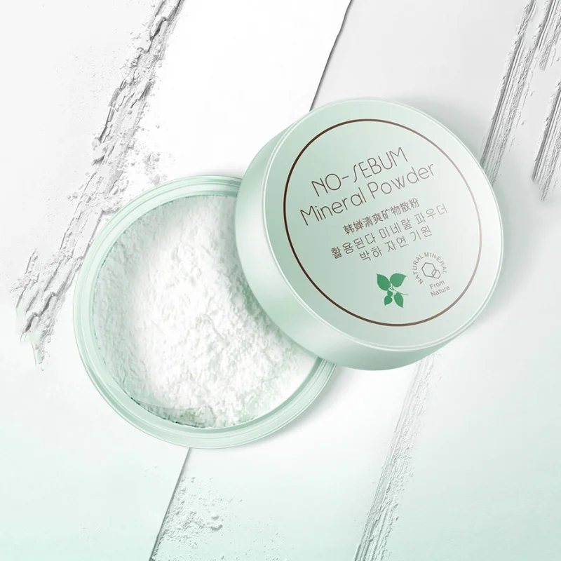 Makeup Matte Loose Powder Oil Control Soft Light Silk Face Concealer Skin Finish Powder Translucent Foundation
Makeup Matte Loose Powder Oil Control Soft Light Silk Face Concealer Skin Finish Powder Translucent Foundation
