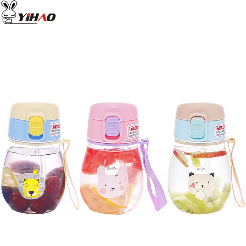 YIHAO 350ML High Quality Hot Sale New Fashion Summer Child With Straw Plastic Water Bottle Lovely Cartoon Baby Water Bottle
YIHAO 350ML High Quality Hot Sale New Fashion Summer Child With Straw Plastic Water Bottle Lovely Cartoon Baby Water Bottle