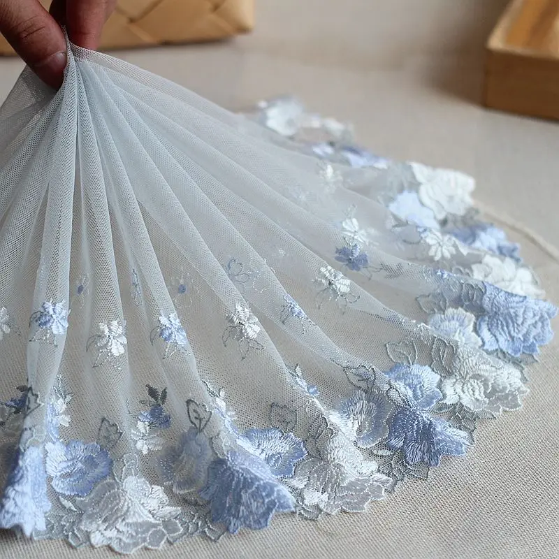 Free shipping 2yards/lot Embroidered Tulle Lace trim mesh lace trim~blue ~lovely~High Quality
Free shipping 2yards/lot Embroidered Tulle Lace trim mesh lace trim~blue ~lovely~High Quality