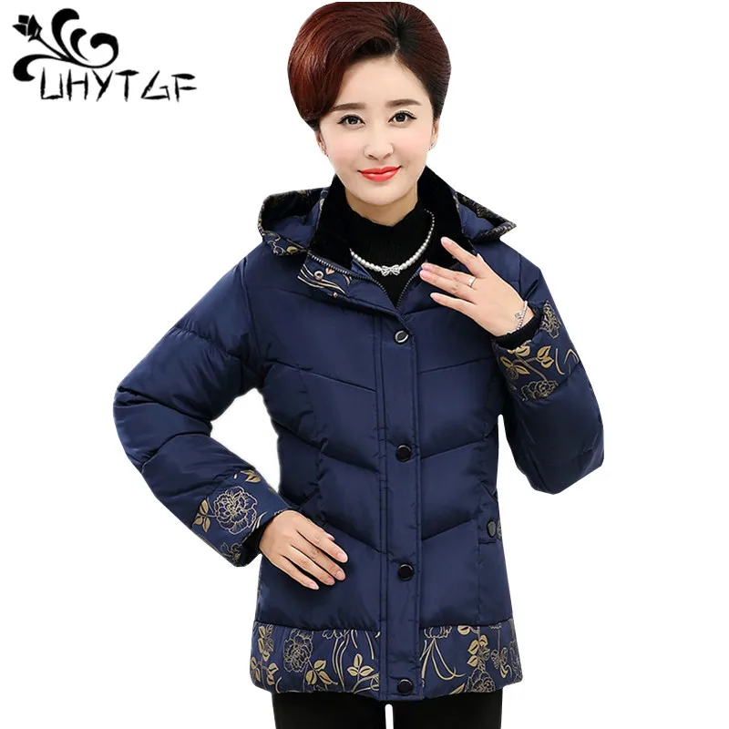 UHYTGF Short Down Jacket for Women Winter zipper Cotton Outwear Hooded Parka Woman Warm Coat Plus size Cotton Outwear Ladies 692
UHYTGF Short Down Jacket for Women Winter zipper Cotton Outwear Hooded Parka Woman Warm Coat Plus size Cotton Outwear Ladies 692