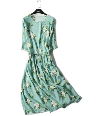 New Silk Dress of 2019 Large print silk dress with long pendulum collar and middle sleeve beach dress and silk dress
New Silk Dress of 2019 Large print silk dress with long pendulum collar and middle sleeve beach dress and silk dress