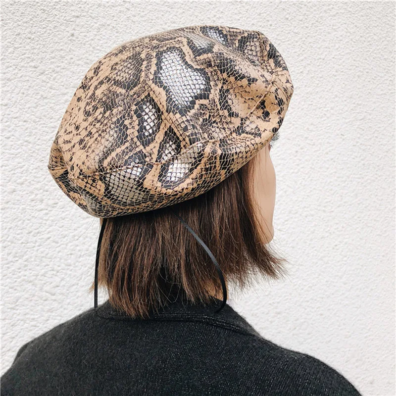 2019 Spring Ladies Snake PU Beret Korean Version Ins Hat Leather Beret Women Painter Hat Fashion Cap Female French Brand Beret
2019 Spring Ladies Snake PU Beret Korean Version Ins Hat Leather Beret Women Painter Hat Fashion Cap Female French Brand Beret