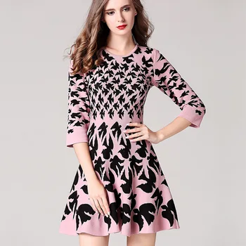 New Arrivals 2018 Autumn Winter Fashion Women Sweater Dresses Elegant Female Birds Patters Casual Basic Knitting Sweaters Dress
New Arrivals 2018 Autumn Winter Fashion Women Sweater Dresses Elegant Female Birds Patters Casual Basic Knitting Sweaters Dress