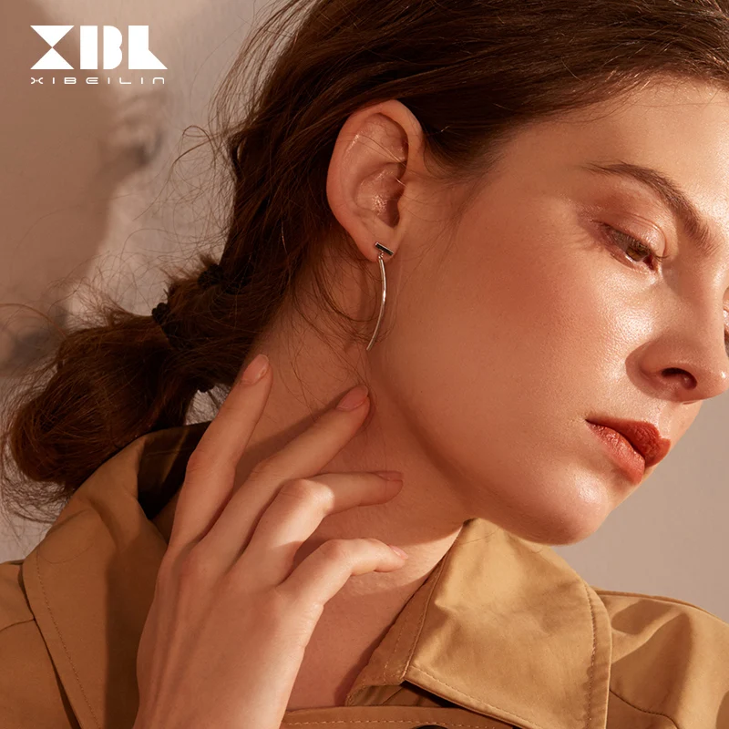 925 Silver Needle New Silver Branch Earrings Female Temperament Simple Personality Tide People Face Thin Jewelry
925 Silver Needle New Silver Branch Earrings Female Temperament Simple Personality Tide People Face Thin Jewelry