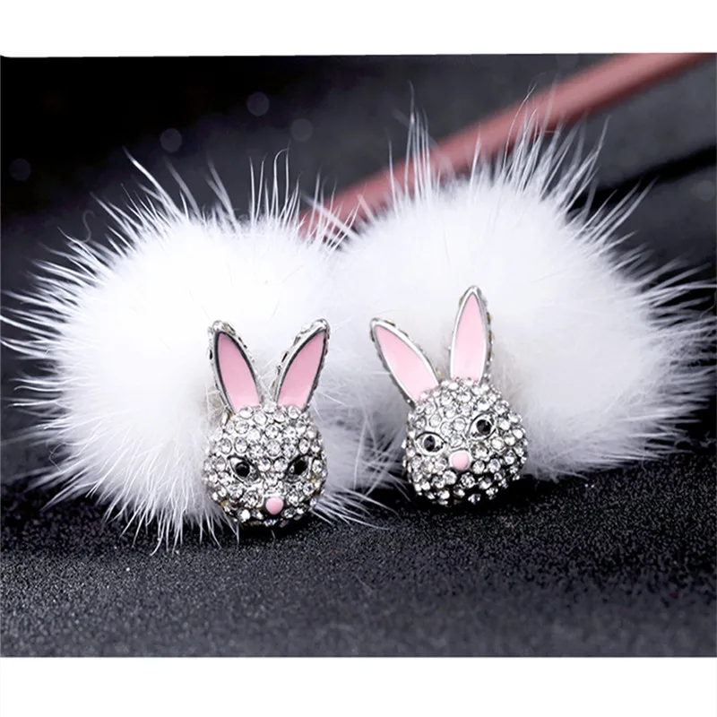 The new stud earrings European and American fashion Cute little rabbit enamel glaze detachable ms lint earrings
The new stud earrings European and American fashion Cute little rabbit enamel glaze detachable ms lint earrings