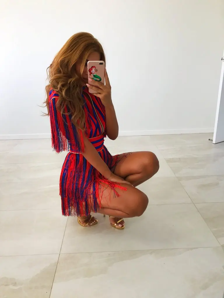 OLOEY 2018 new women summer dress fashion short sleeved tassel striped red and blue mini dress evening party celebrity runway
OLOEY 2018 new women summer dress fashion short sleeved tassel striped red and blue mini dress evening party celebrity runway