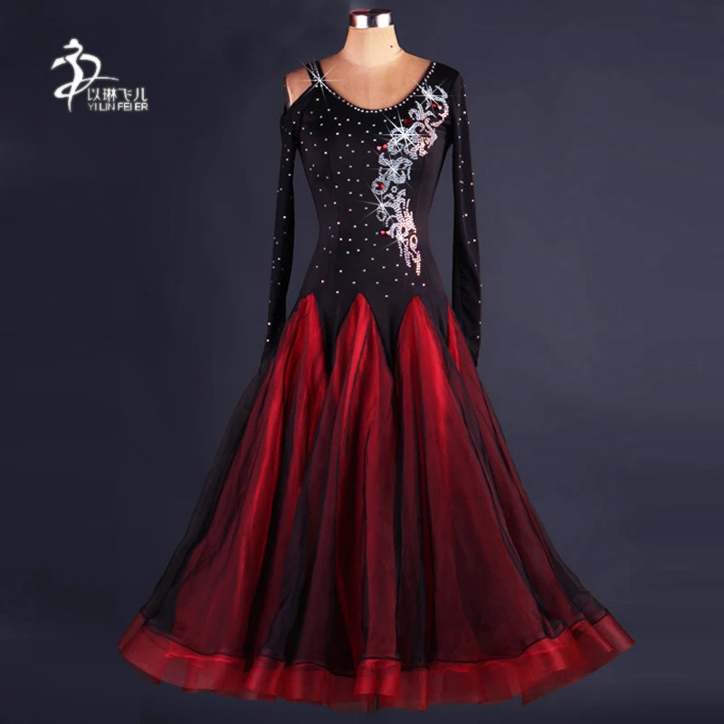 Red diamond elegant Ballroom Modern Standard Waltz foxtrot Competition Evening Dance Dress in performance wear long sleeve
Red diamond elegant Ballroom Modern Standard Waltz foxtrot Competition Evening Dance Dress in performance wear long sleeve