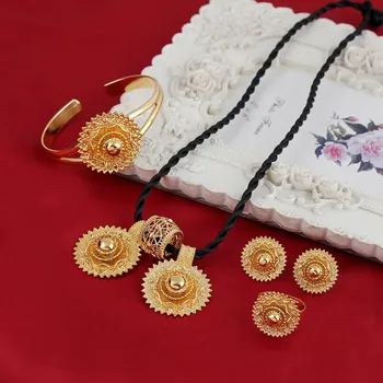 NEW Ethiopian National crystal Jewelry set Necklace/Earrings/Bangle/Ring Set Gold color Habesha Jewelry sets,Africa Wedding
NEW Ethiopian National crystal Jewelry set Necklace/Earrings/Bangle/Ring Set Gold color Habesha Jewelry sets,Africa Wedding