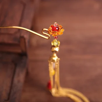Chinese style restoring ancient ways of hanfu hairpin of ancient costume tire tassel step shake cos dovetail ancient accessories
Chinese style restoring ancient ways of hanfu hairpin of ancient costume tire tassel step shake cos dovetail ancient accessories
