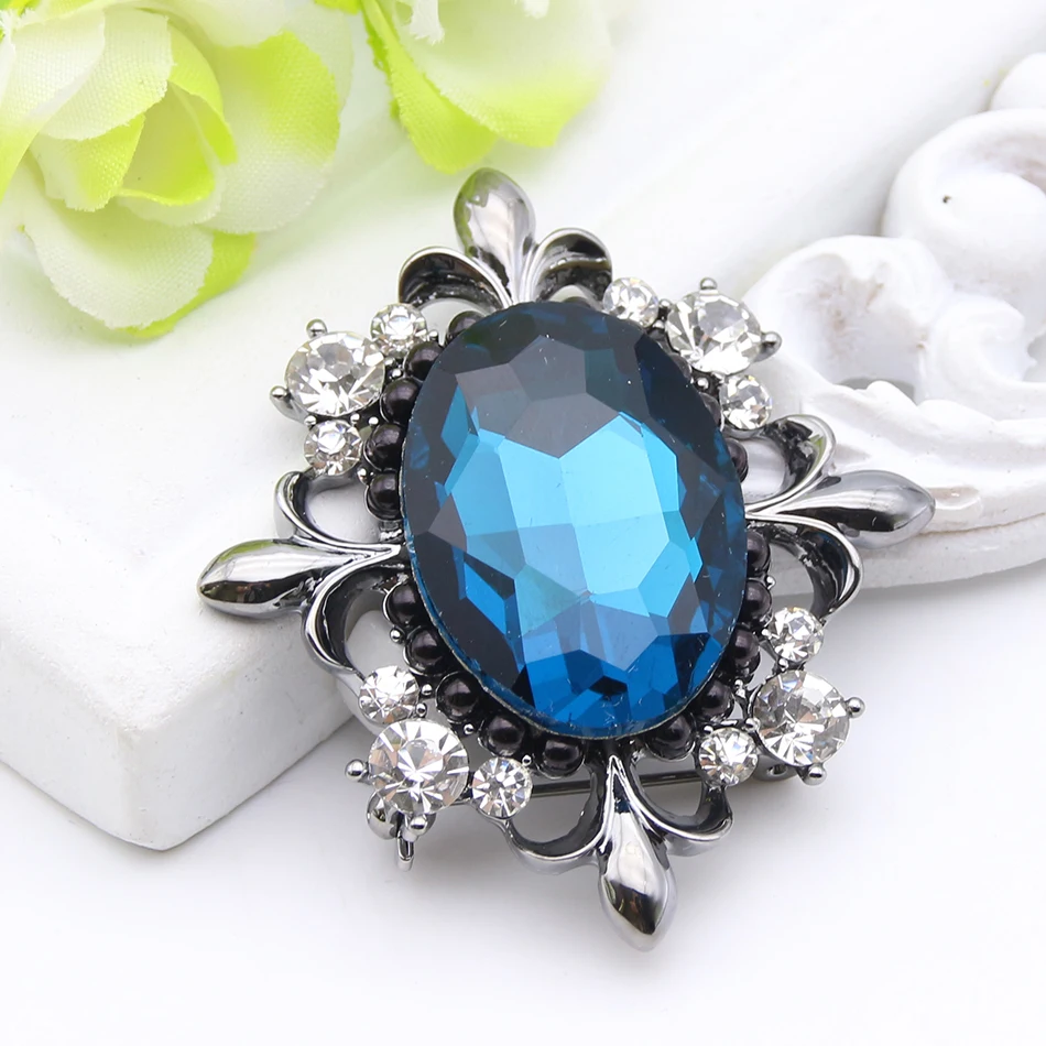Fashion Women Big Crystal Flower Brooch Pins Korea Style Jewelry Rhinestone Brooches broches Bridal Wedding banquet Corsage
Fashion Women Big Crystal Flower Brooch Pins Korea Style Jewelry Rhinestone Brooches broches Bridal Wedding banquet Corsage