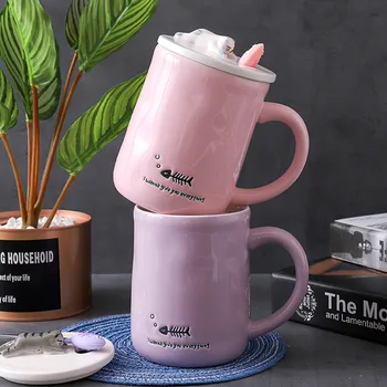 400ml Creative curious cat ceramic mug with lid spoon, glazed cat and fish mug, cup student coffee milk cup Drinkware gift
400ml Creative curious cat ceramic mug with lid spoon, glazed cat and fish mug, cup student coffee milk cup Drinkware gift