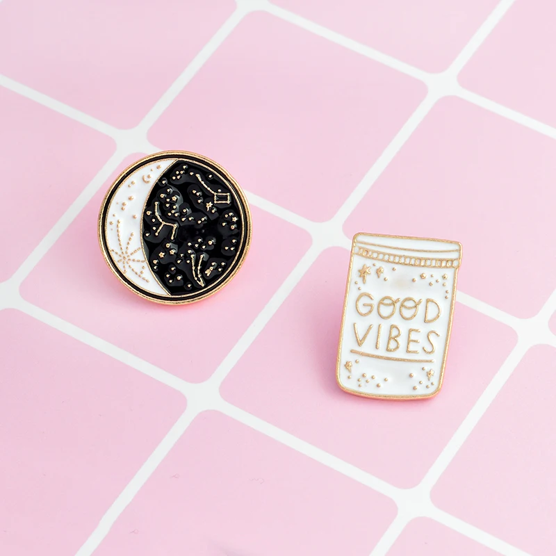 QIHE-JEWELRY-Good-vibes-enamel-lapel-pin-Constellation-pin-Moon-phase-badges-Good-vibes-only-jewelry(1)